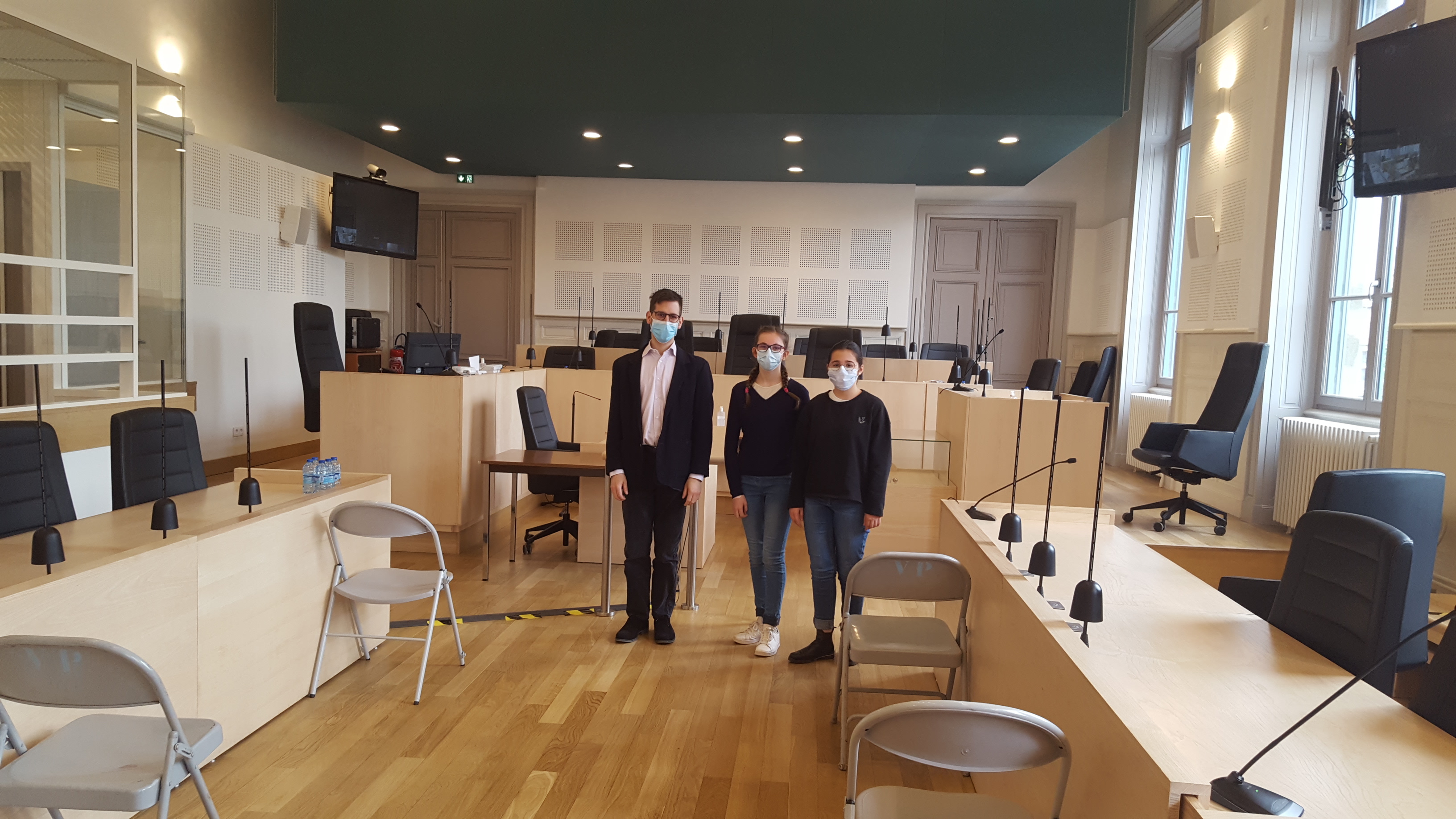 Tribunal Grande Instance Le Puy En Velay Concours d'éloquence : Plaidoiries au tribunal de grande instance du Puy en  Velay - Actualités - Collège Roger Ruel - ST-DIDIER